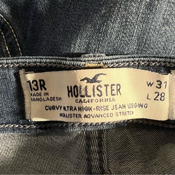 Hollister CA Curvy Stretch Ultra High-Rise Jean Legging - Picture 3 of 4